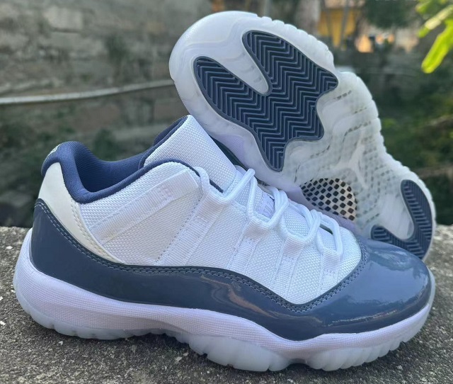 Women Air Jordan Shoes 11 Low Diffused Blue